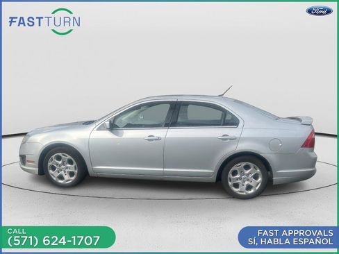 Used 2010 Ford Fusion SE FWD image 12