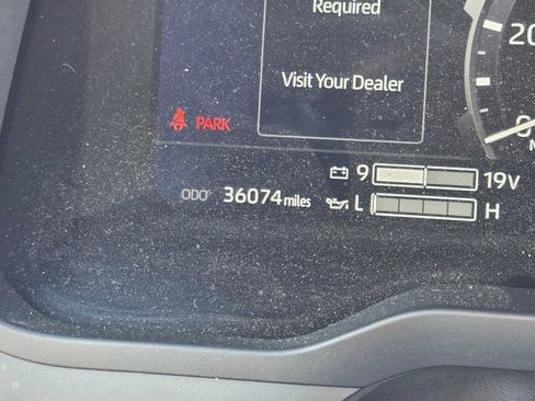 Used 2024 Toyota Tundra Capstone AWD/4WD image 27