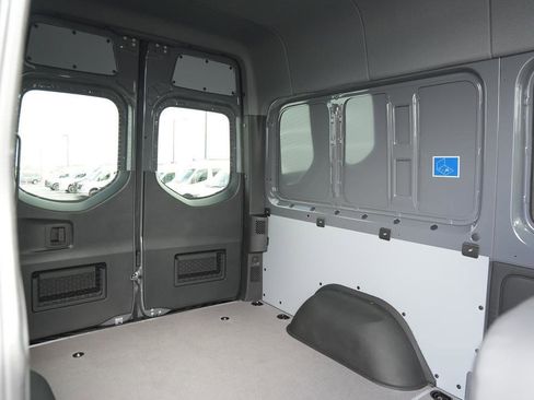 New 2026 Mercedes-Benz Sprinter 2500 image 9