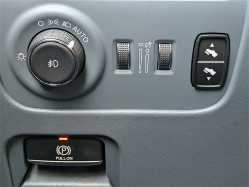 Used 2022 Jeep Grand Wagoneer Series III w/ Rear Seat Video Group 1 image 28