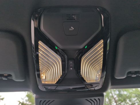Used 2024 BMW X3 sDrive30i RWD image 38