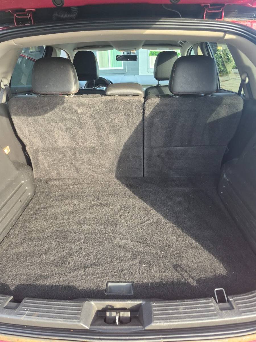 Used 2013 Ford Edge SEL AWD/4WD image 16