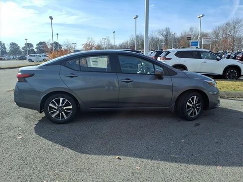 New 2025 Nissan Versa SV w/ Trunk Package FWD image 2
