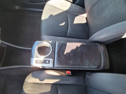 Used 2015 Toyota Prius V Three image 15