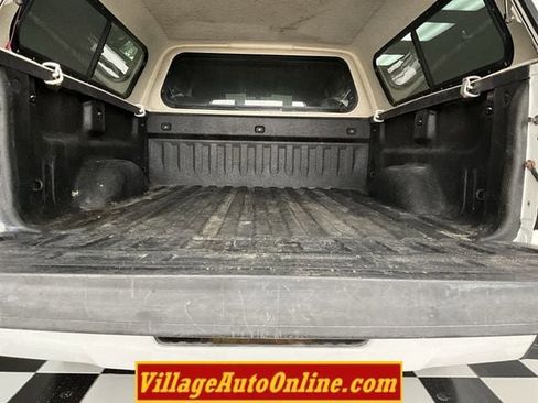 Used 2018 Chevrolet Silverado 1500 LT w/ All Star Edition image 27