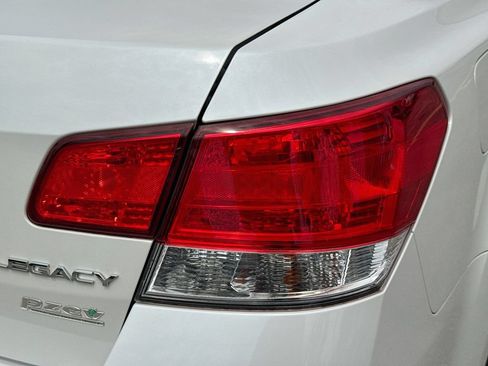 Used 2013 Subaru Legacy 2.5i Premium AWD/4WD image 30