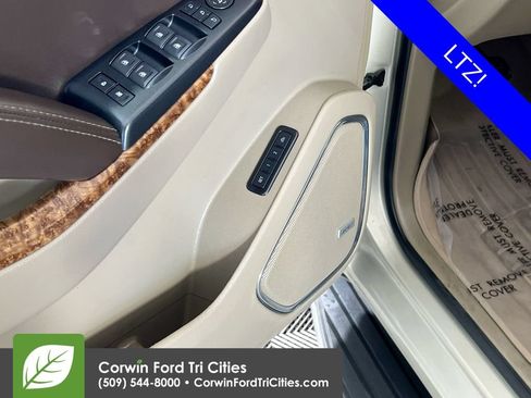 Used 2016 Chevrolet Tahoe LTZ AWD/4WD image 13