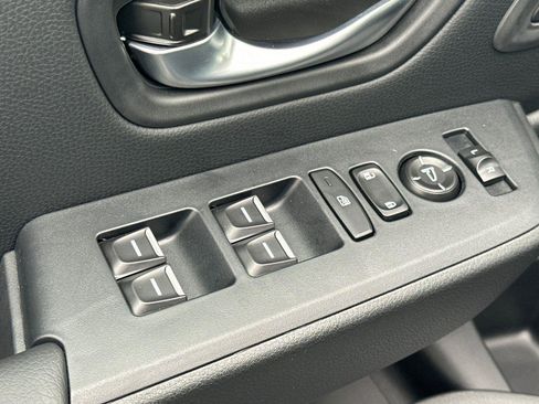 New 2025 Honda Pilot Touring image 12