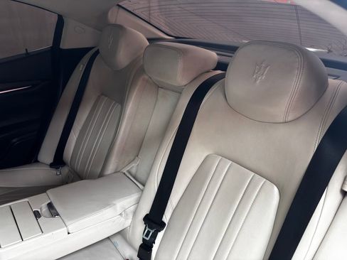 Used 2014 Maserati Ghibli RWD image 38
