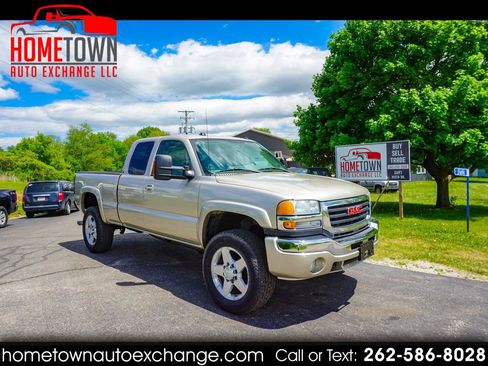 Used 2005 GMC Sierra 2500 SLT w/ Heavy-Duty Power Package AWD/4WD image 1