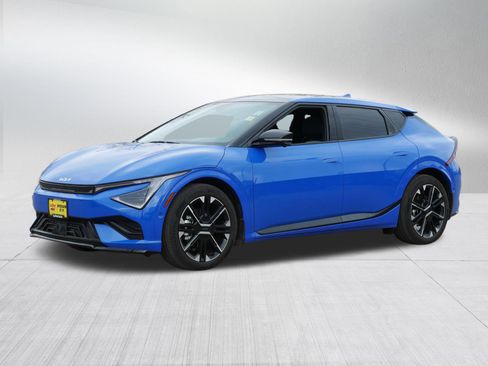 Certified 2025 Kia EV6 GT-Line image 3