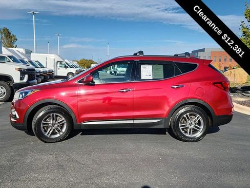 Used 2017 Hyundai Santa Fe Sport image 5