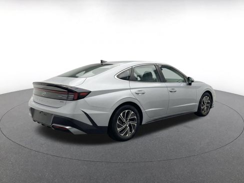 Used 2026 Hyundai Sonata Blue FWD image 9