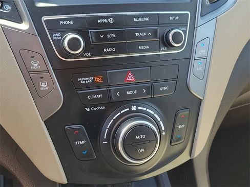Used 2017 Hyundai Santa Fe Sport image 30