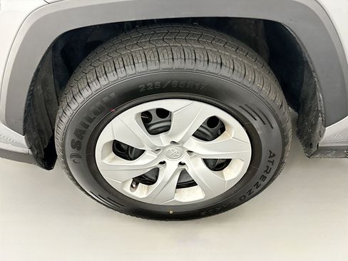 Used 2024 Toyota RAV4 LE image 11