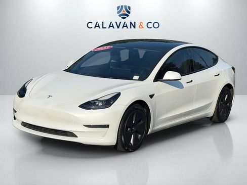 Used 2023 Tesla Model 3 Standard Range RWD image 3