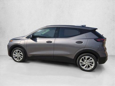 Used 2023 Chevrolet Bolt EUV LT w/ Driver Confidence Package FWD image 8