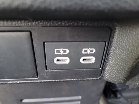 Certified 2025 Toyota Tacoma TRD Sport RWD image 17