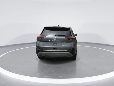 Used 2021 Nissan Rogue SV w/ Premium Package AWD/4WD image 9