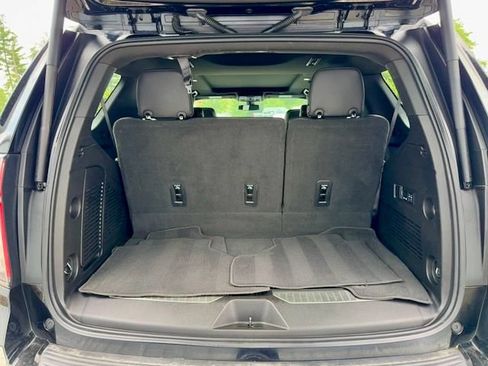 Used 2022 Chevrolet Tahoe Premier AWD/4WD image 6