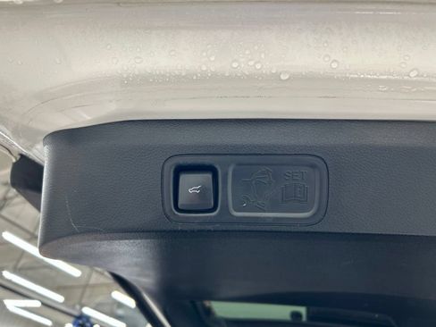 Used 2019 Lincoln Navigator Reserve AWD/4WD image 32