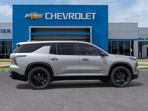 New 2026 Chevrolet Traverse RS w/ LPO, Floor Liner Package AWD/4WD image 5