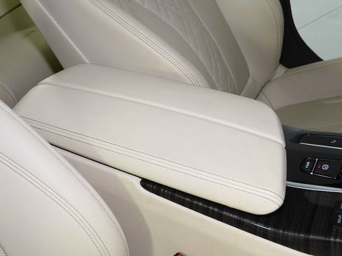 Used 2023 BMW 530i RWD image 16