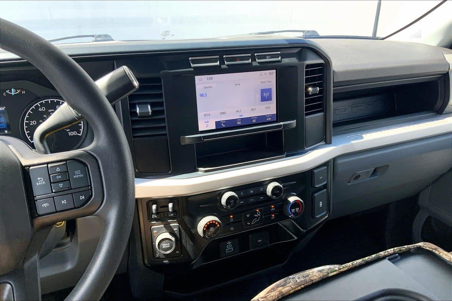 Used 2024 Ford F250 XL w/ XL Off-Road Package AWD/4WD image 15
