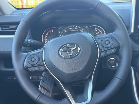 New 2025 Toyota RAV4 XLE w/ Convenience Package image 27