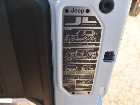 Used 2022 Jeep Wrangler Unlimited Rubicon image 21