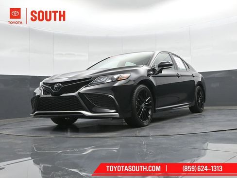 Used 2024 Toyota Camry XSE FWD image 39