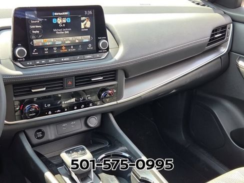 Used 2026 Nissan Rogue SV w/ Cold Weather Package FWD image 28