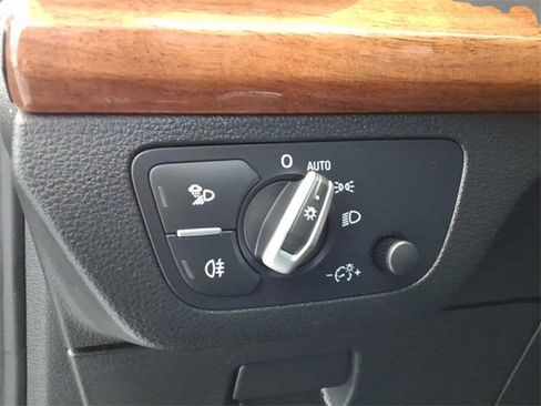 Used 2022 Audi Q5 2.0T Premium Plus w/ Premium Plus Package image 20