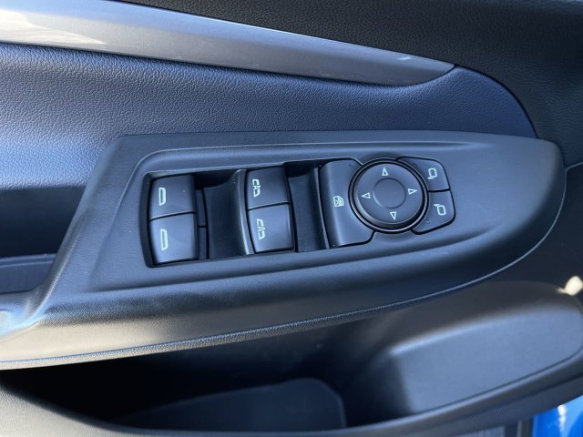 Used 2023 Chevrolet Bolt EUV LT w/ Convenience Package FWD image 22