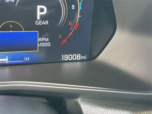 Used 2024 Chevrolet Colorado Trail Boss w/ Advanced Trailering Package image 11