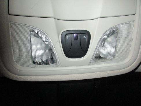 Used 2017 Chrysler 200 Limited w/ Convenience Group FWD image 22