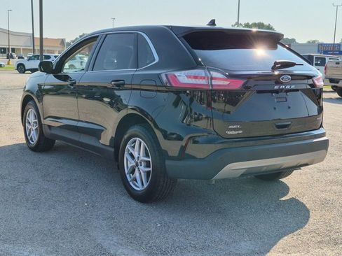 Certified 2024 Ford Edge SEL w/ Convenience Package AWD/4WD image 5