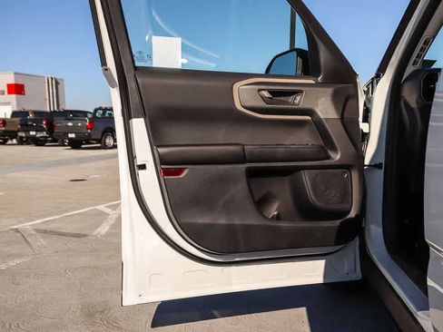 Used 2025 Ford Bronco Sport Big Bend AWD/4WD image 22