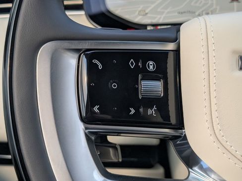 New 2026 Land Rover Range Rover Long Wheelbase SE AWD/4WD image 22
