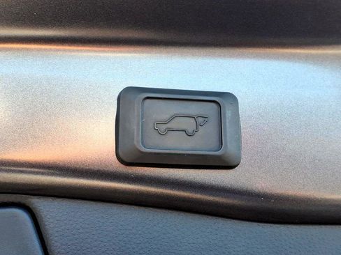 Certified 2023 Toyota RAV4 XSE AWD/4WD image 8