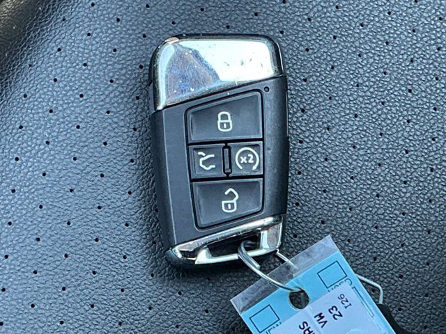Certified 2023 Volkswagen Atlas SEL R-Line AWD/4WD image 36
