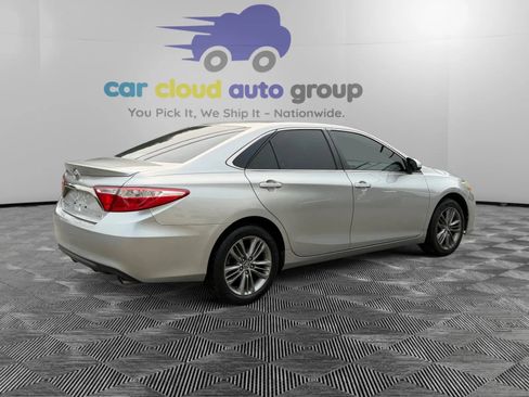 Used 2016 Toyota Camry SE FWD image 6