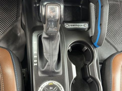Used 2022 Ford Bronco Outer Banks image 14