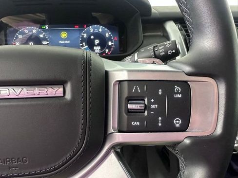Used 2024 Land Rover Discovery Metropolitan Edition AWD/4WD image 26