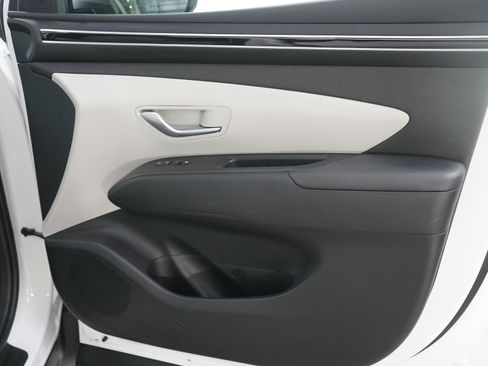 Used 2024 Hyundai Tucson SEL w/ Convenience Package AWD/4WD image 9