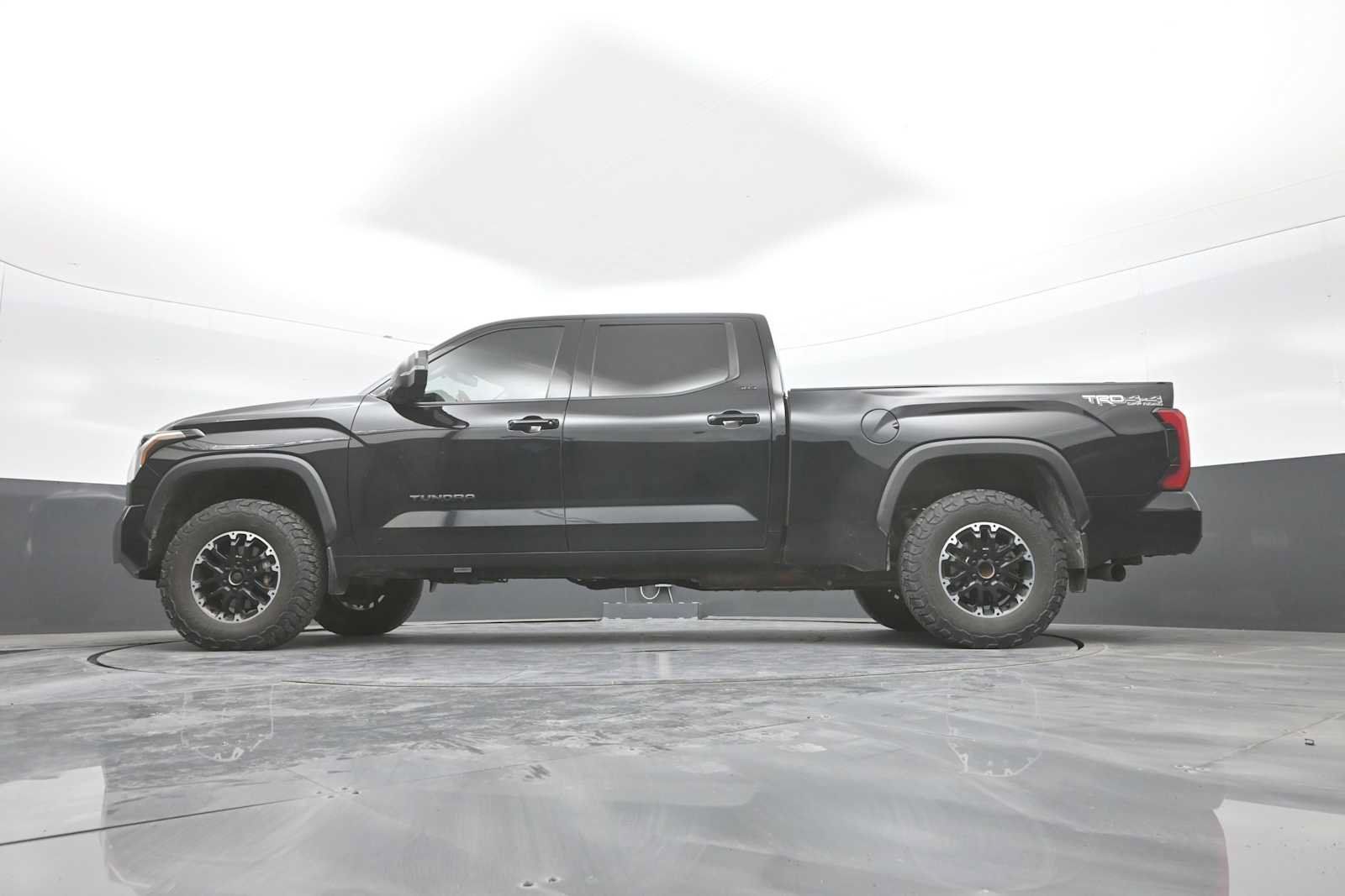 Used 2022 Toyota Tundra SR5 w/ TRD Off-Road Premium Package AWD/4WD image 39
