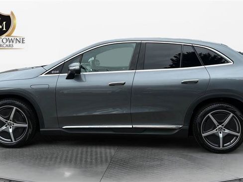 Used 2023 Mercedes-Benz EQE 500 4MATIC SUV w/ Pinnacle Trim Package image 2