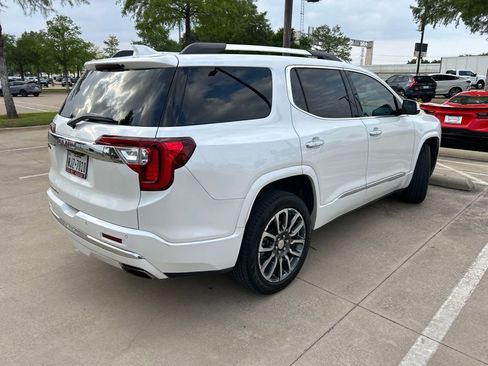 Used 2020 GMC Acadia Denali w/ Technology Package FWD image 5