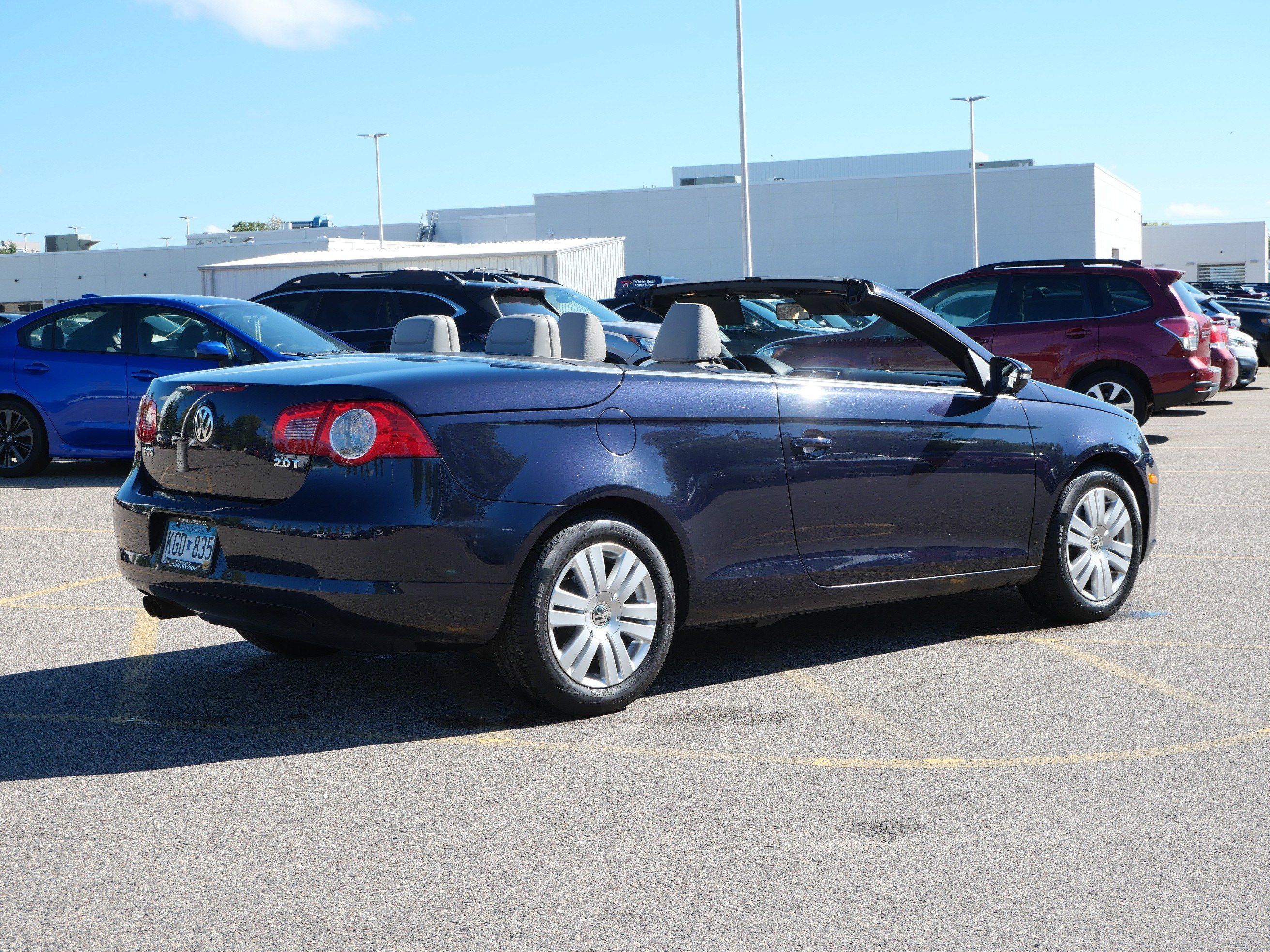 Used 2010 Volkswagen Eos Komfort FWD image 28