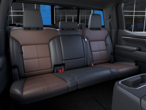 New 2026 Chevrolet Silverado 1500 High Country w/ Z71 Off-Road Package AWD/4WD image 18
